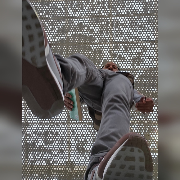 Meet your Posher, Jordan - Picture 3 of 4